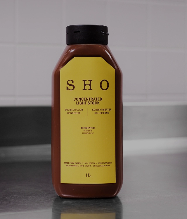 SHO Concentrated Light Stock bottle, recommended for chicken, pork and vegetables