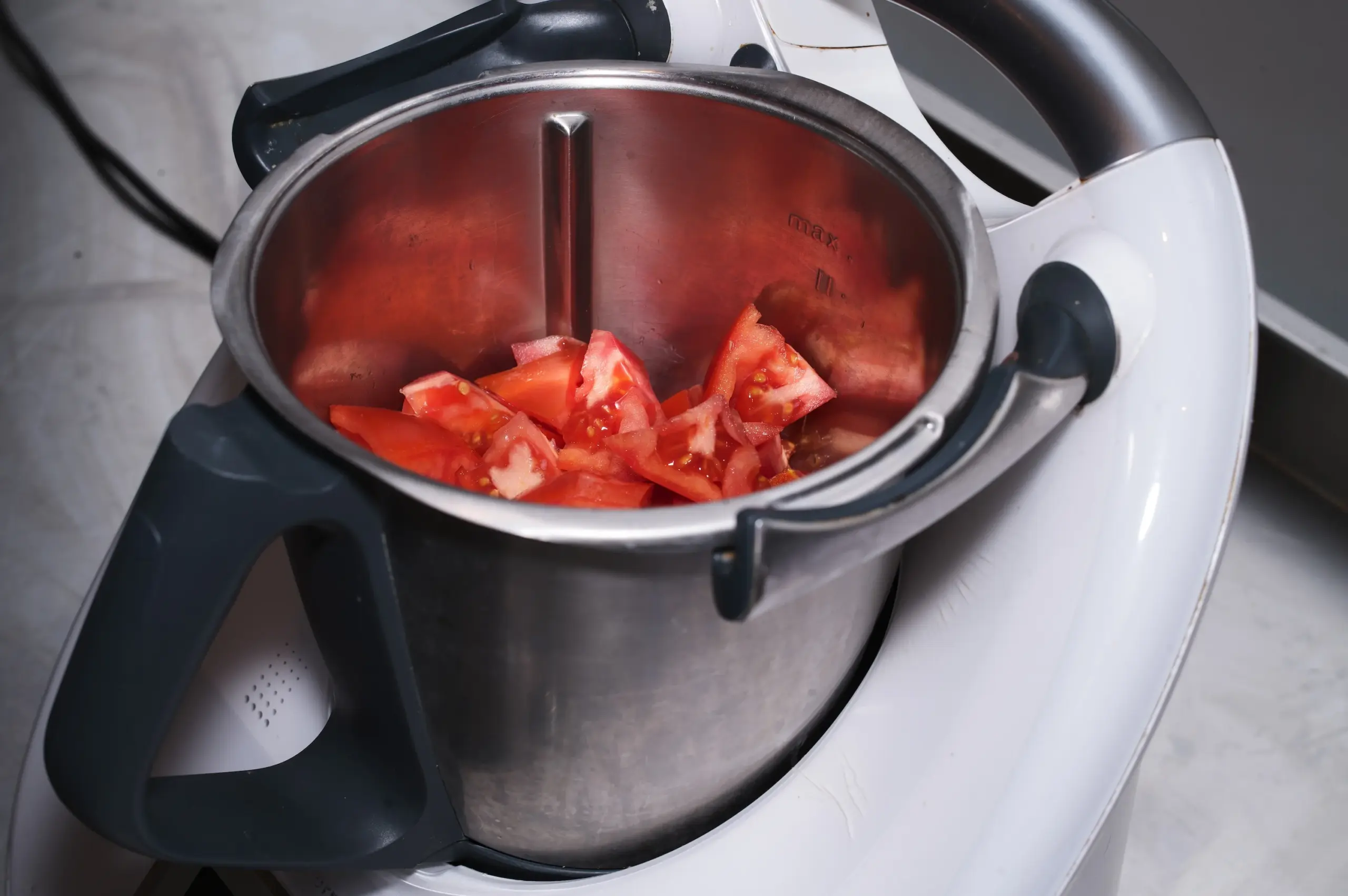 TOMATO SAUCE